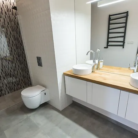 Super Apartment *